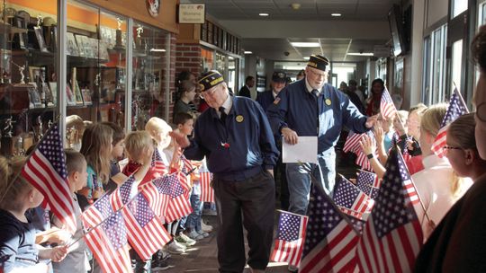 Kuester is speaker at Osmond Veterans Day program