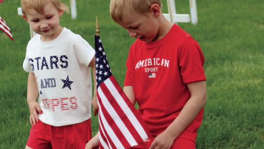 Memorial Day speaker tells stories of brave men and women who served this country