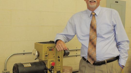 Osmond students, teachers say goodbye to two long-time instructors