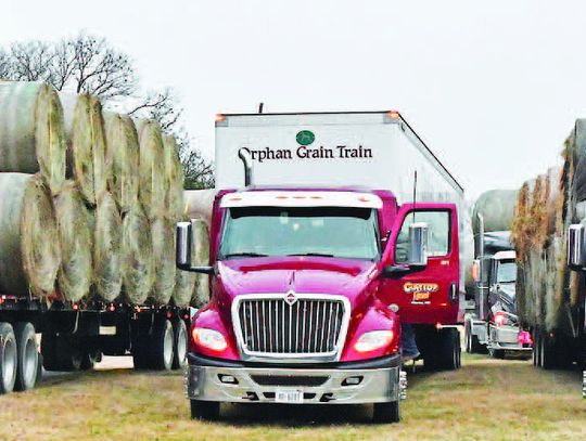 Area farmers, others join wildfire relief efforts