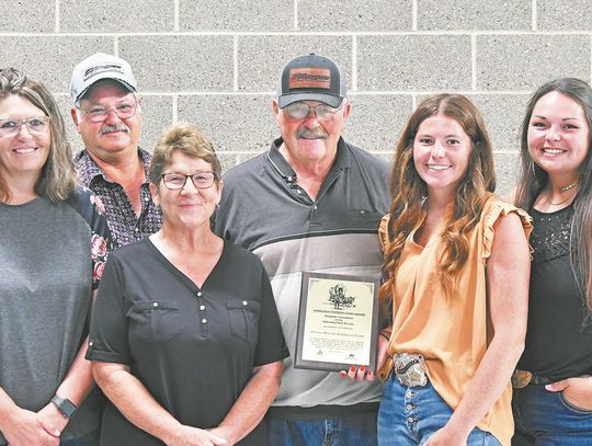 Jensen-Binger-Anderson family receives Pioneer Farm Award