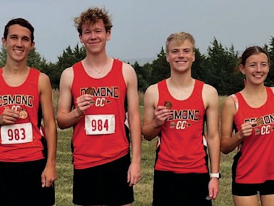 Tiger cross country team competes at Hartington, Niobrara