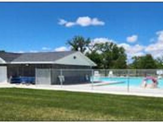 Wausa swimming pool opening day delayed