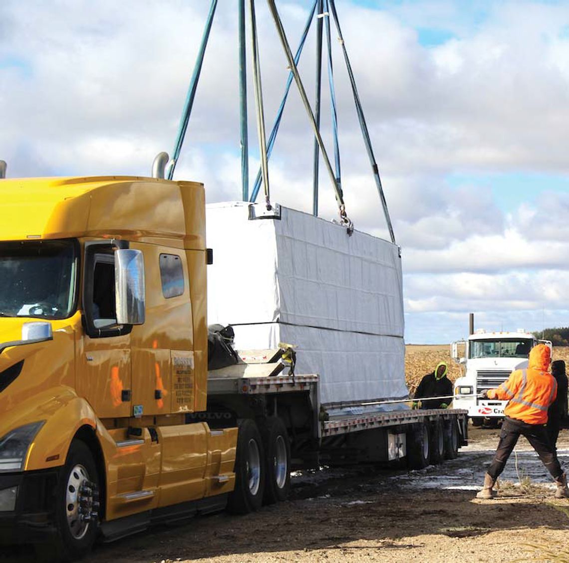 ‘Mega’ battery delivered to Northeast Power solar farm ‘Mega’ battery delivered to Northeast Power solar farm