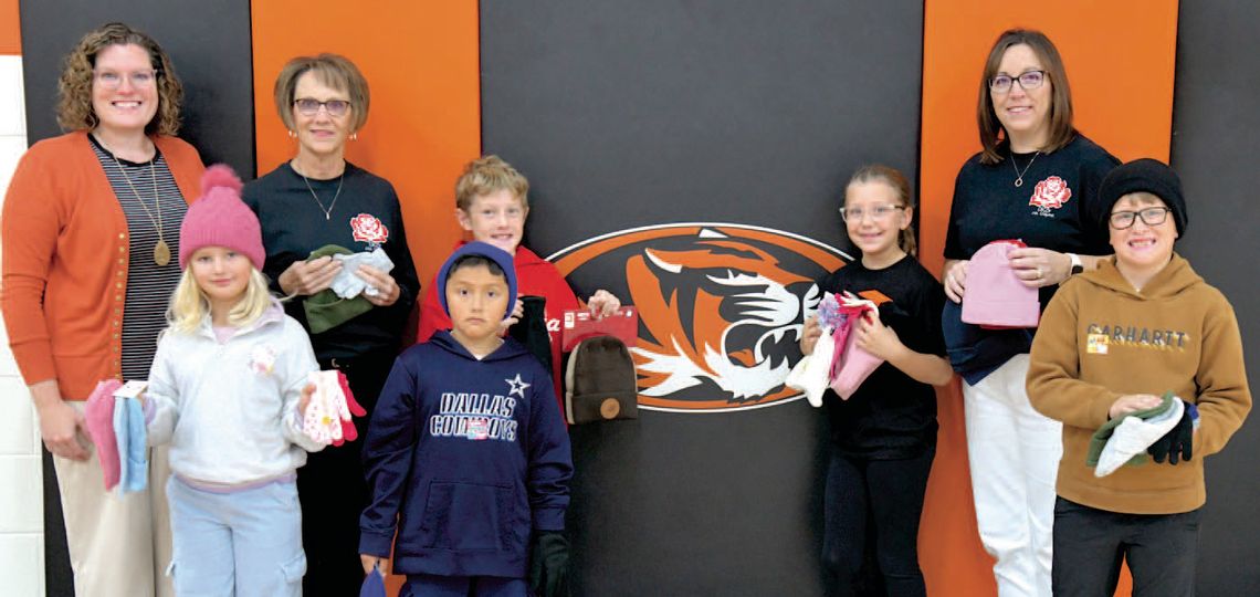 Pictured are, back row: Elementary Principal Paige Parsons Pictured are, back row: Elementary Principal Paige Parsons