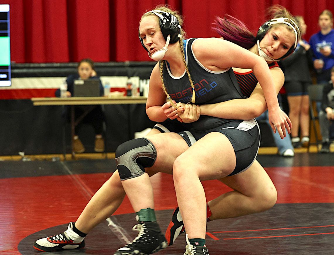 Plainview-Osmond Pirate wrestlers compete at Boone Central invitational