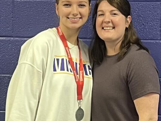 Claire Kumm and Haley Rasmussen